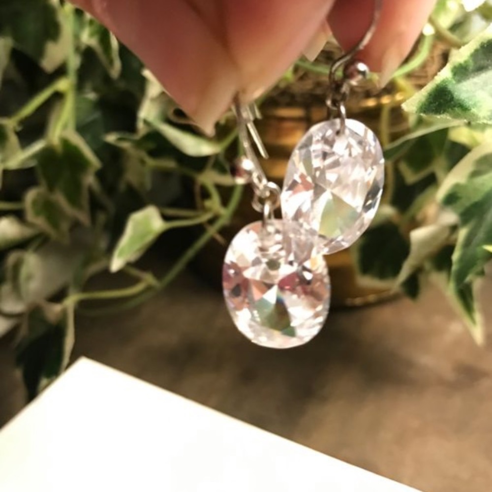 Beautiful CZ earring